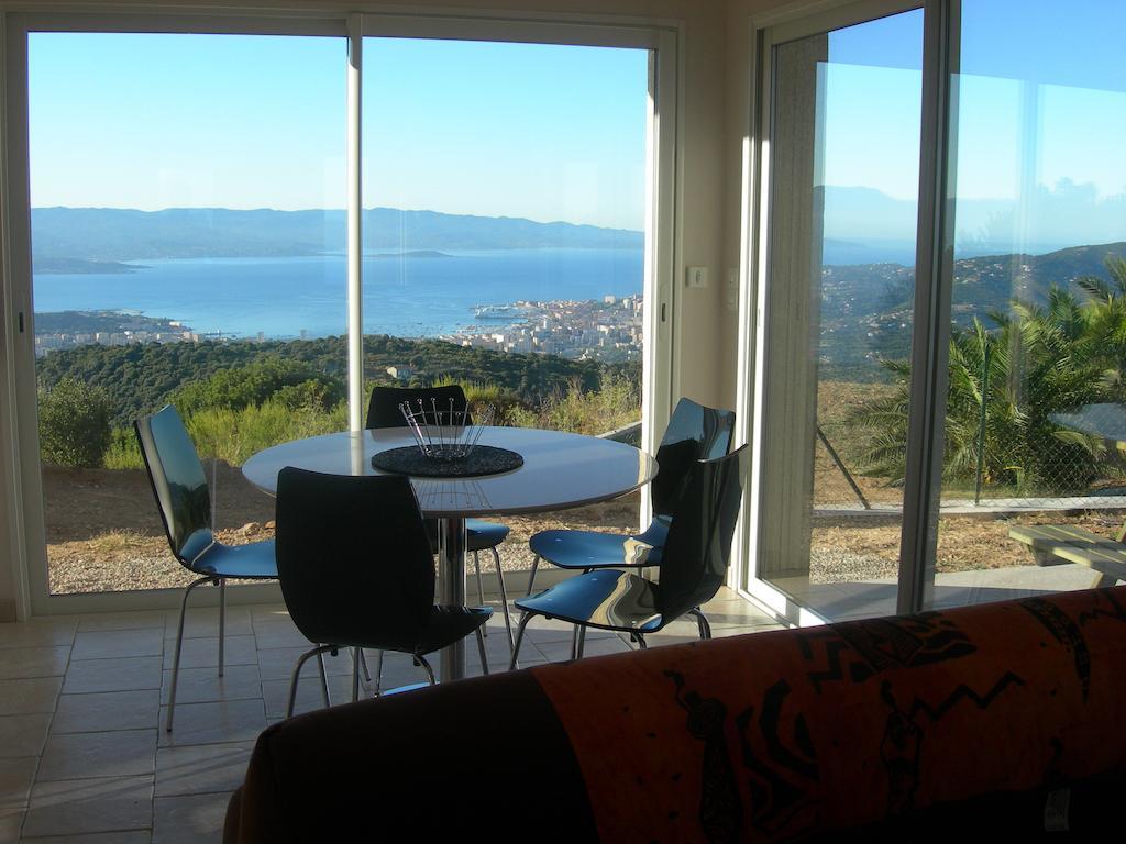 Gites Sassone, Vue Panoramique Sur Ajaccio Et La Mer Алата Номер фото